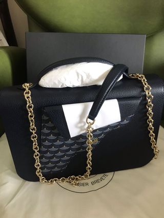 （分類：）位於 。 由 filux23 提交（商品編號 276630052，圖片 1）。簡介： 。