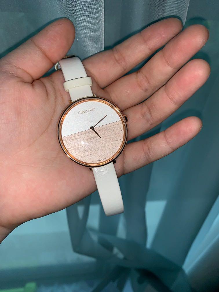 Authentic Calvin Klein Swiss Made K7A 236 Women s Watch