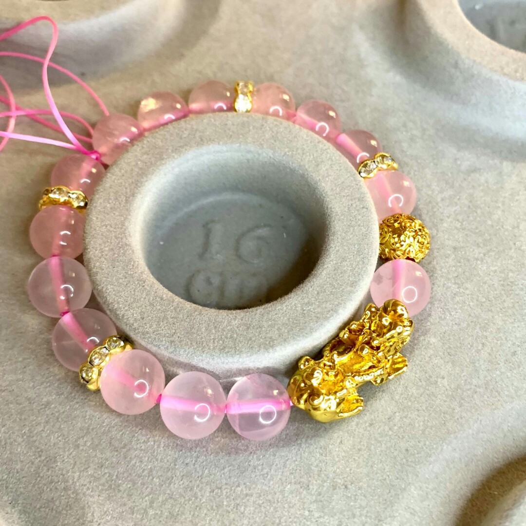 Authentic crystals stones, Women's Fashion, Jewelry & Organizers