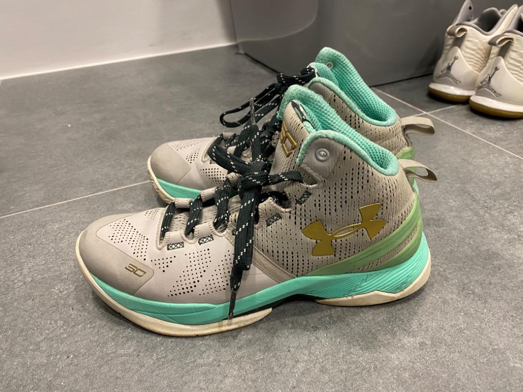 Curry 2 Easter Size 5.5 Y Men s Fashion Footwear Sneakers on Carousell