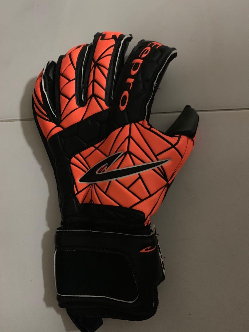 fingersave goalkeeper gloves size 8