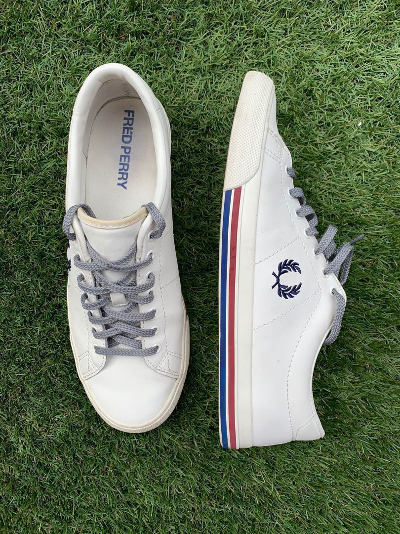 Fred Perry leather sneakers trainers size EU 43 US 10 UK 9