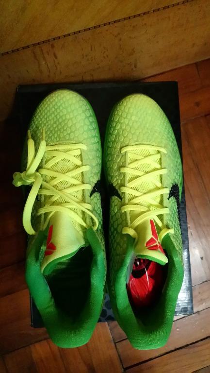 kobe christmas grinch