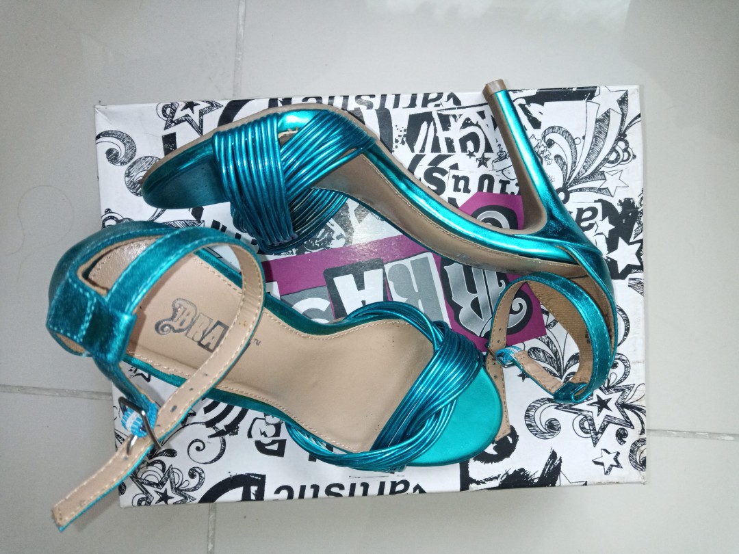 turquoise heels payless