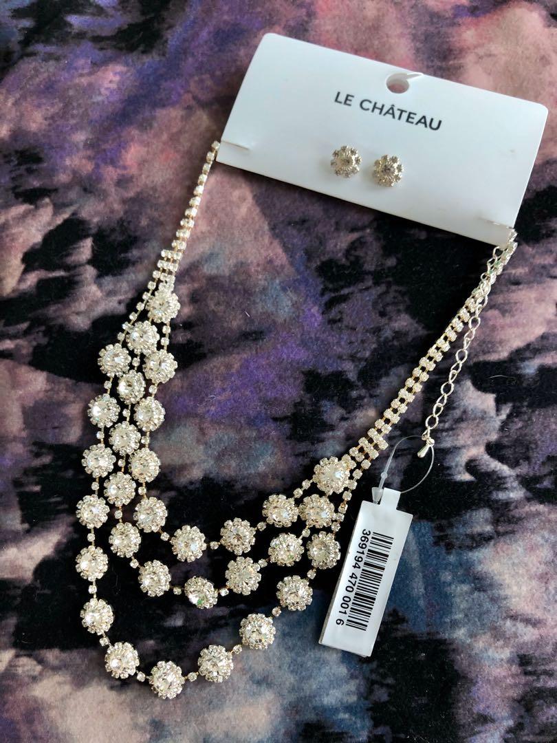 Swarovski set (Category: Necklaces) located in Quezon City. Submitted by raebaaee (Listing ID 276729094, Image 1). Description: PLEASE READ!!!! Proceeds will go to Victims of TAAL and a local orphanage so please do not over bargain !!! Fixed Shipping fee within Manila through LBC 130php or Grab express booked by customer :) Shipping outside manila will be fixed price of 200php .
