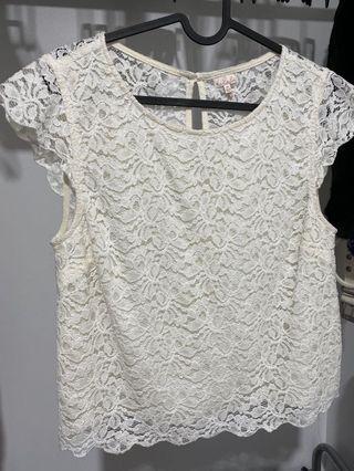 Aritzia Talula lace top