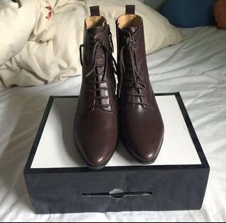 Nine West - Size 8 Brown Booties