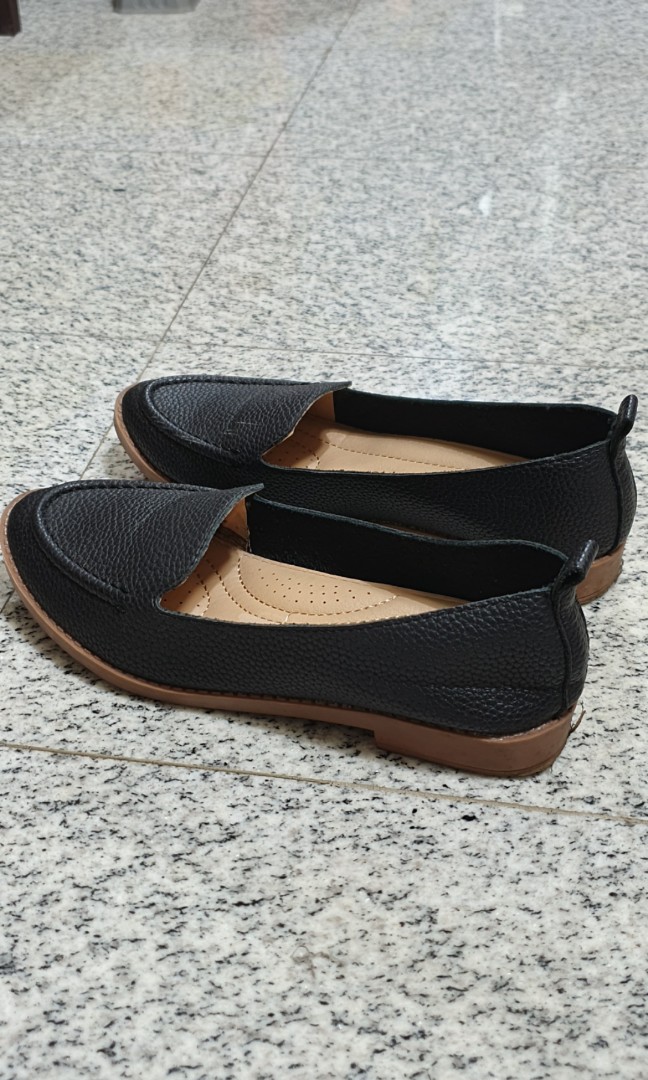 black womens loafers