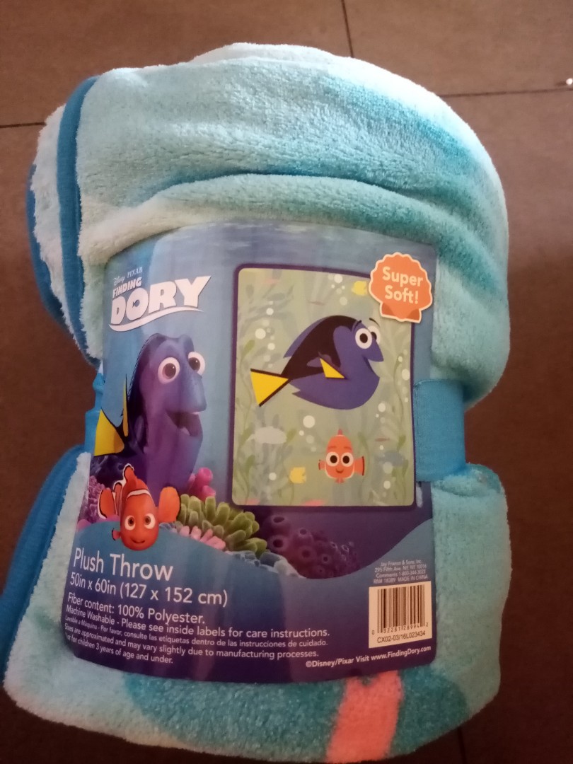 Brand New Finding Dory Plush Blanket Brand New Finding Dory Plush Blanket