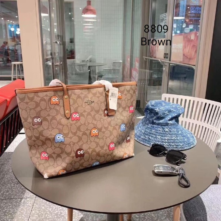 Pacman clearance coach tote