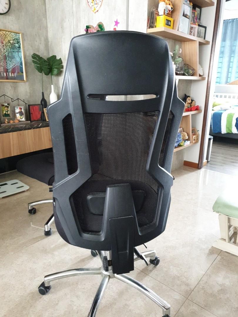 Computer Chair, Furniture & Home Living, Furniture, Chairs on Carousell
