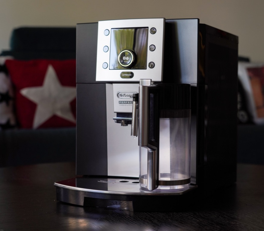 DeLonghi Perfecta Super Automatic Espresso Cappuccino Machine Coffee