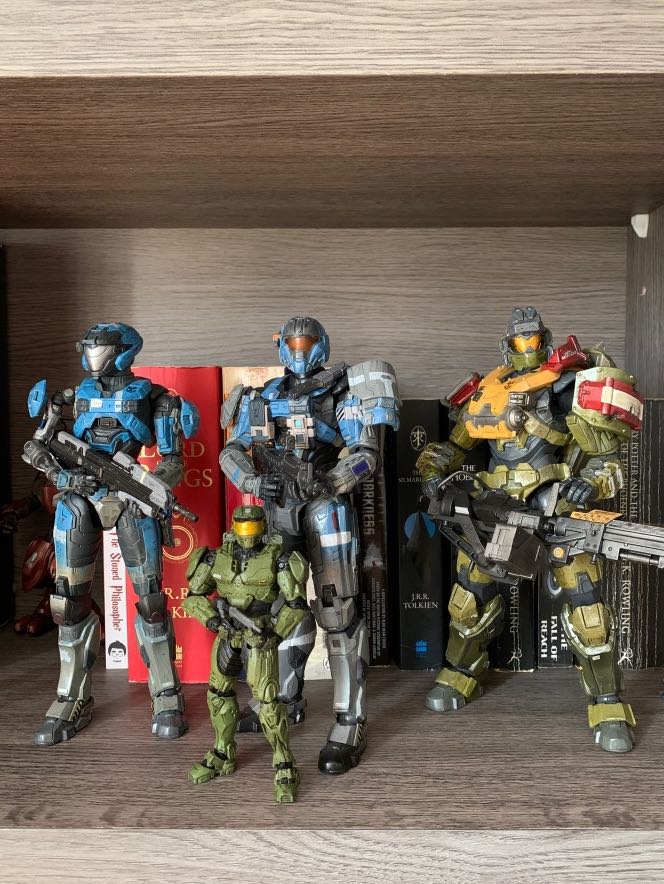 Play arts sales kai halo reach