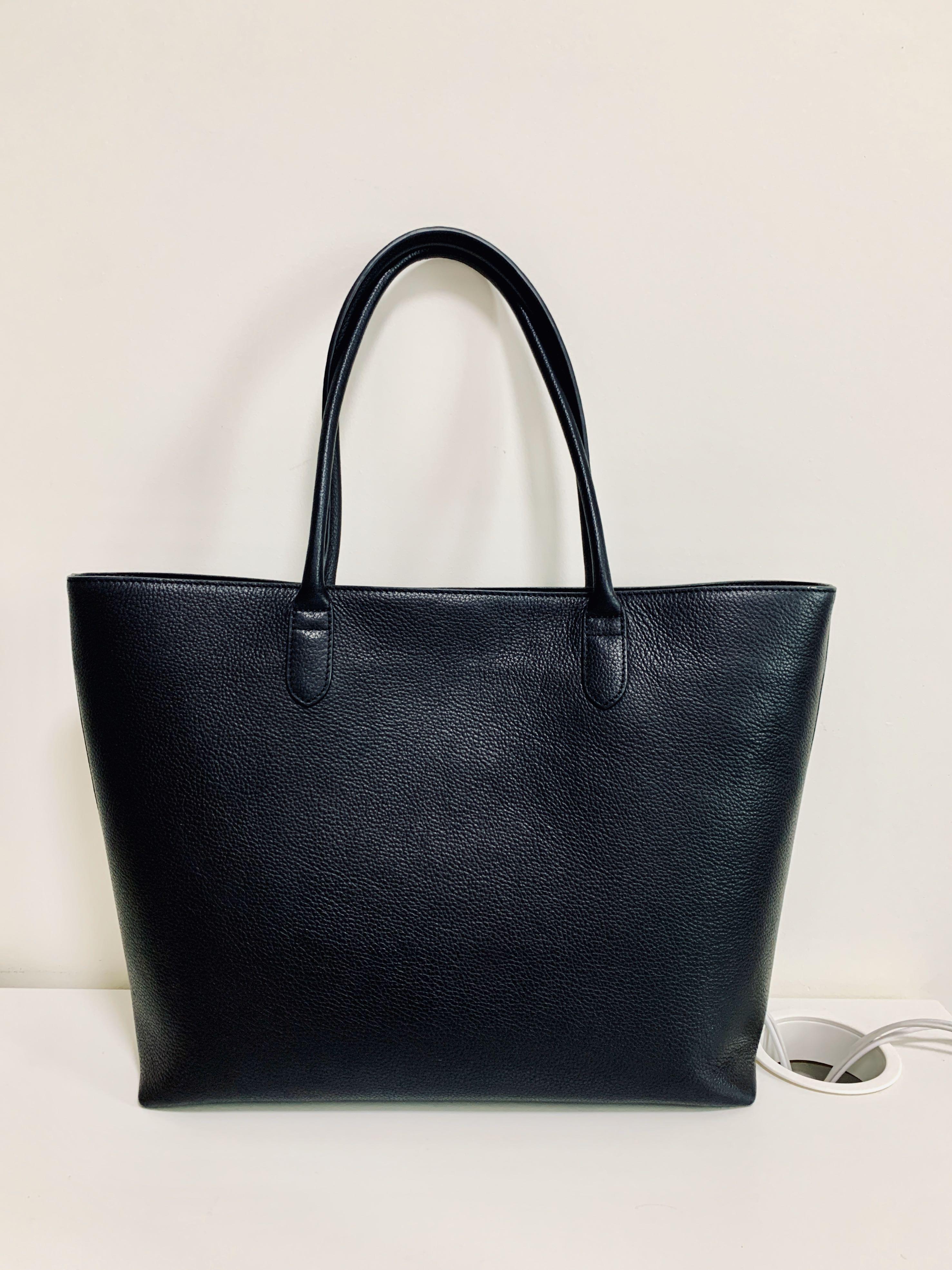 Linjer tote on sale bag