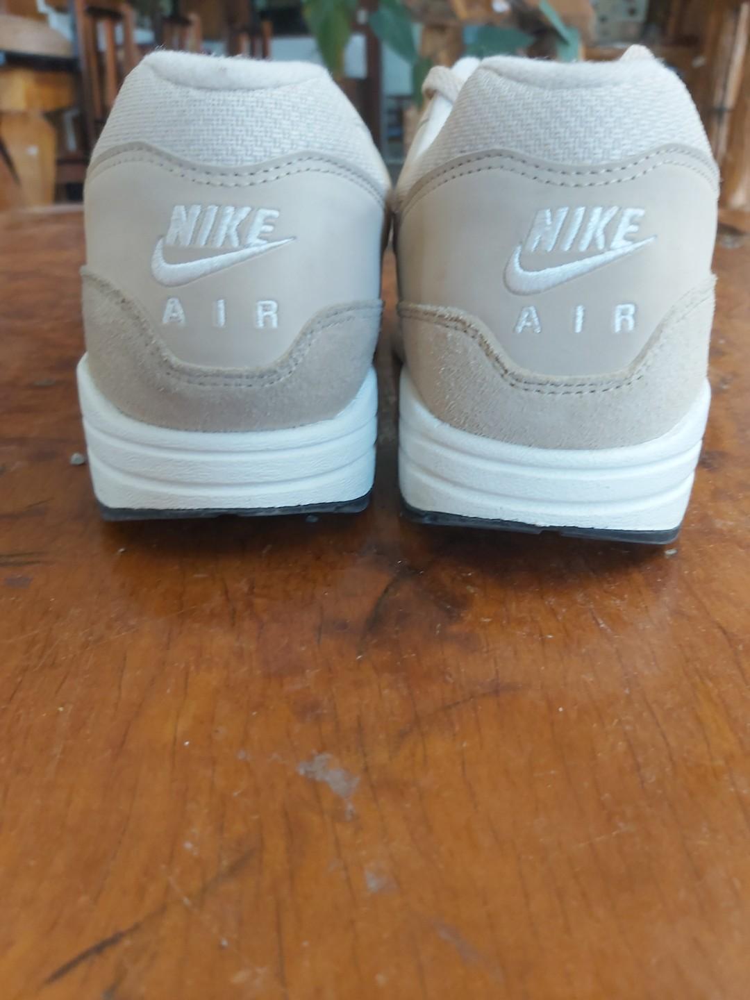 nike air max 1 desert ore