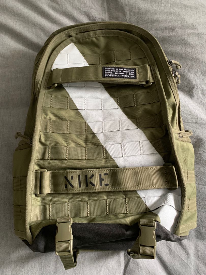 nike heavy duty backpack