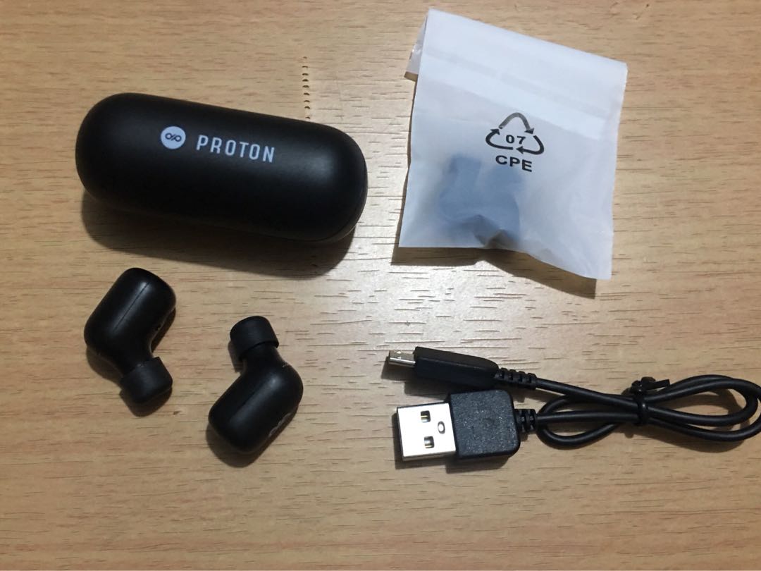 Proton wireless earbuds store