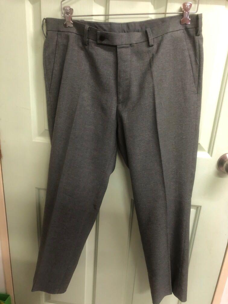 Uniqlo Formal Pants, Men's Fashion, Bottoms, Trousers on Carousell