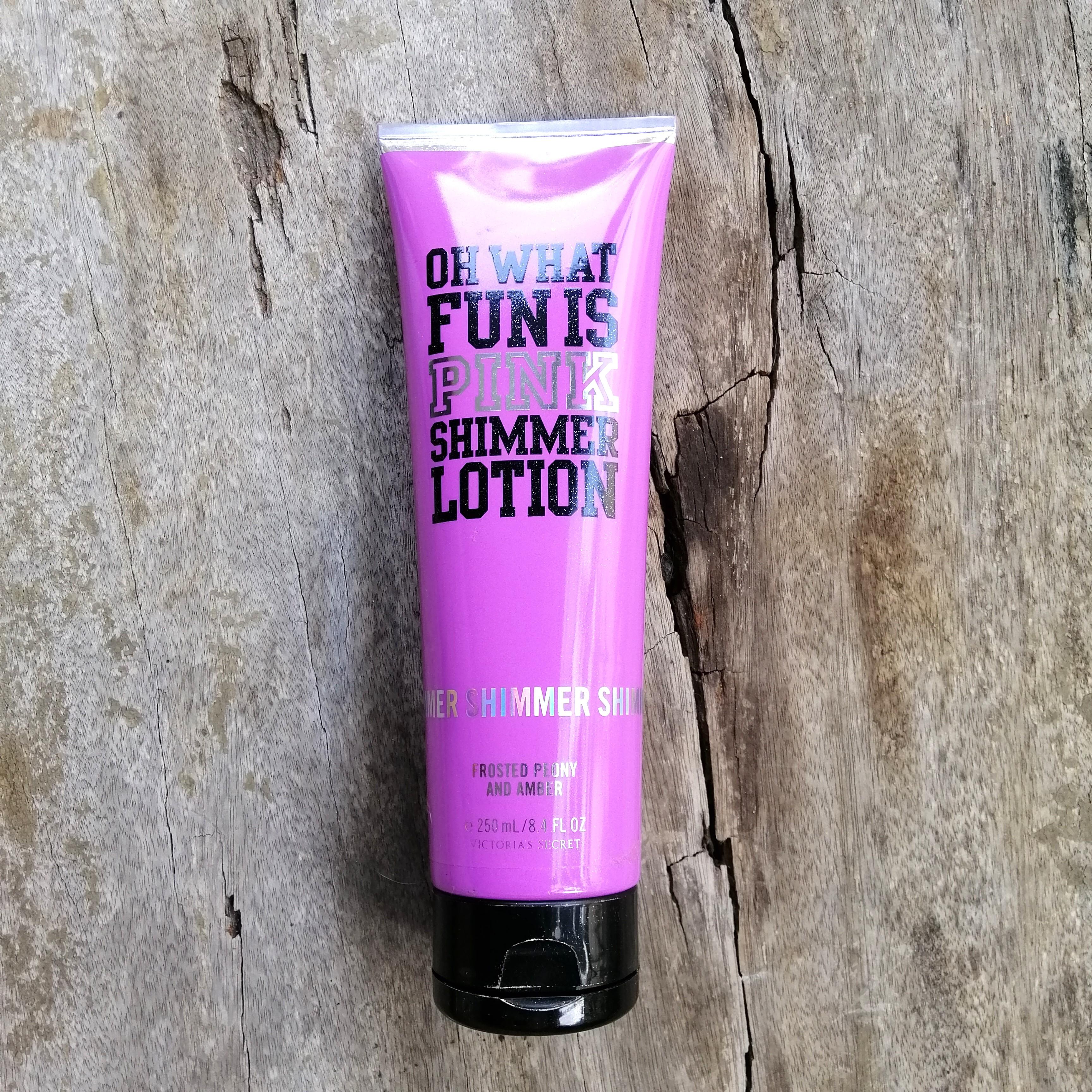 Victoria's Secret Shimmer Body Lotion, Kesehatan & Kecantikan, Kulit