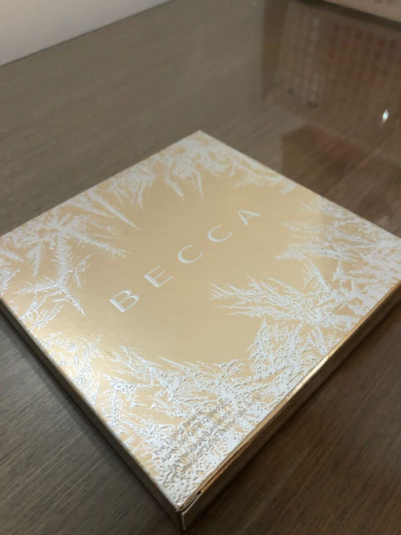 Becca Ski Eyeshadow Eye Palette (Category: Makeup) located in Manila. Submitted by beckyyyyyyyyyyyyyyyy (Listing ID 277004631, Image 3). Description: Brand new! Complete with box, etc .