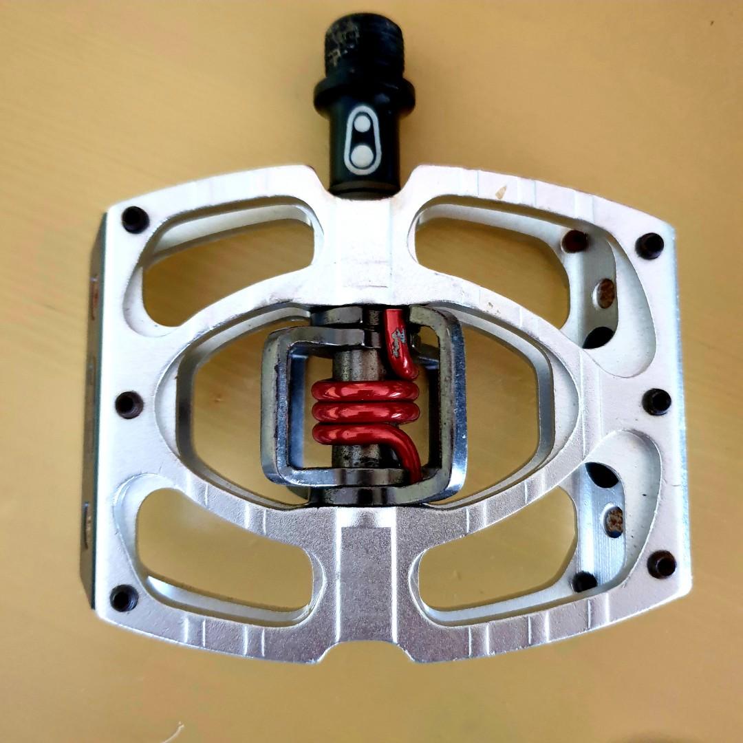 Crank Brothers downhill/race pedal Mallet, Sports Equipment, Bicycles