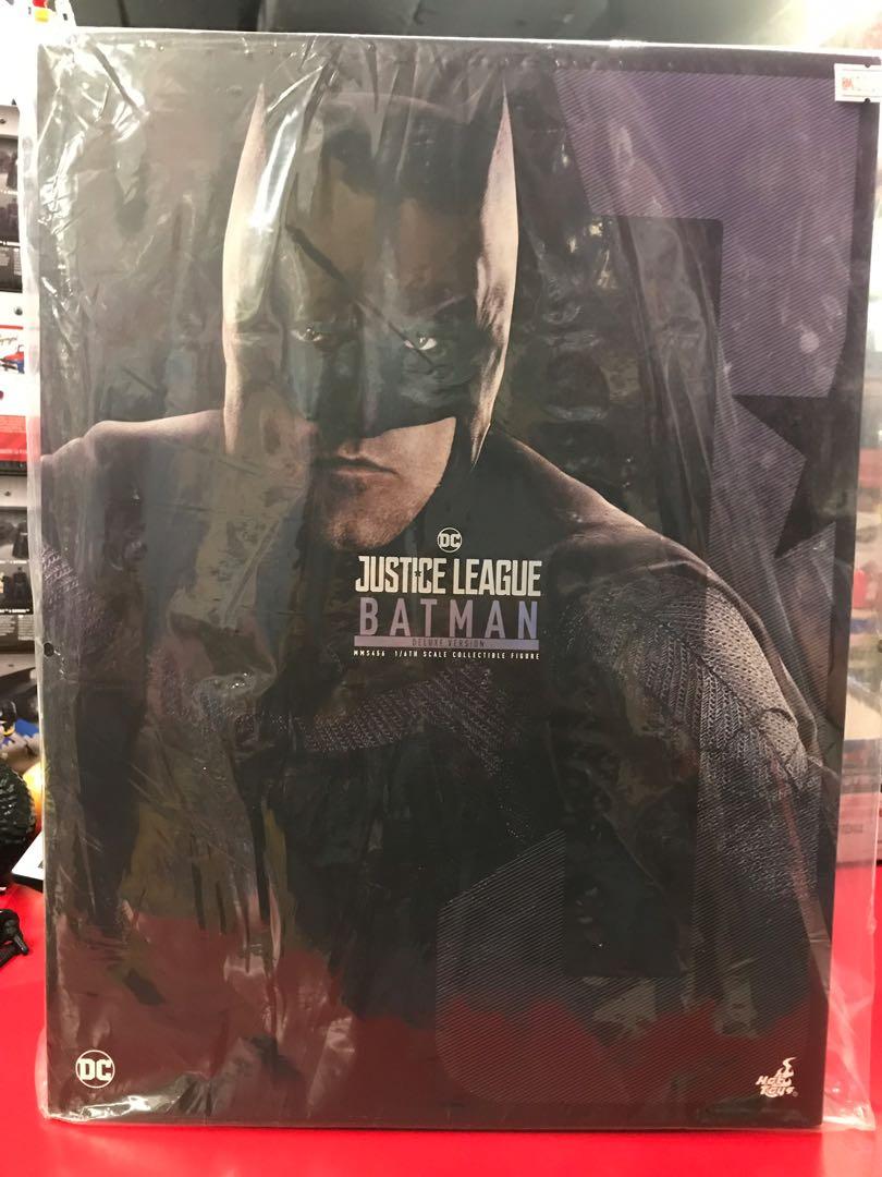 Hot Toys 1/6 MMS456 Justice League Batman Deluxe Version Collectible  Figure, Hobbies & Toys, Collectibles & Memorabilia, Fan Merchandise on  Carousell