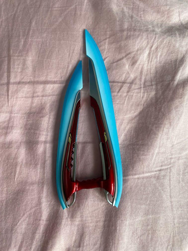 Hot Toys Iron Man Mark 5 accessories Energy Blade, Hobbies & Toys, Toys