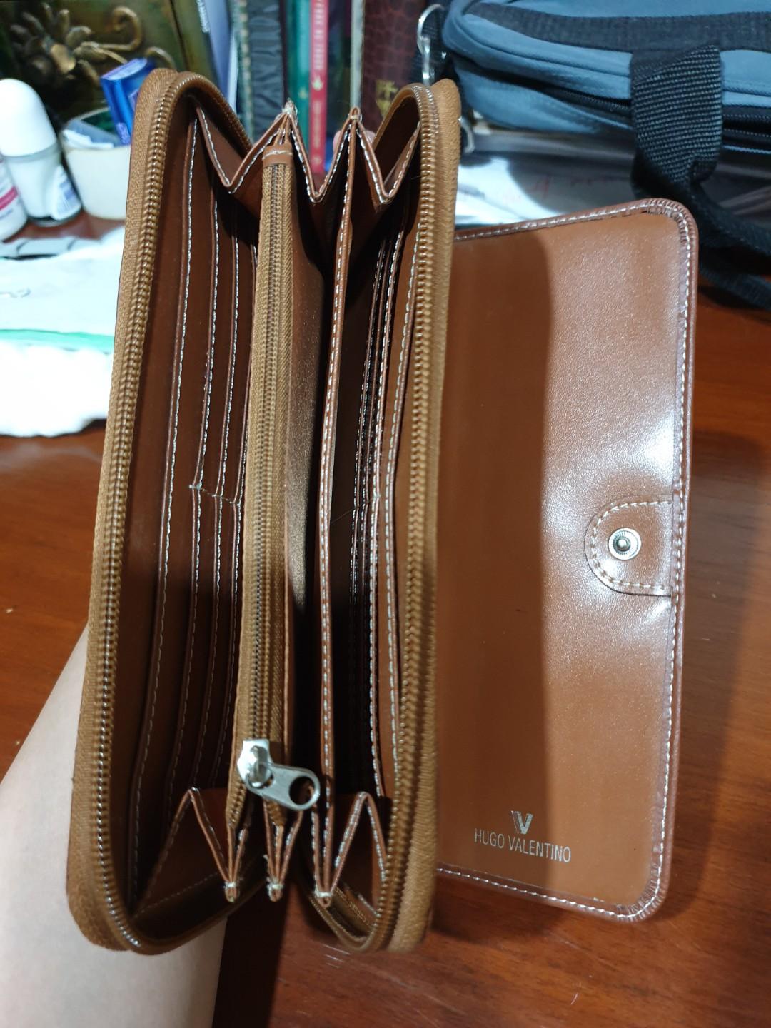 Hugo valentino wallet clearance