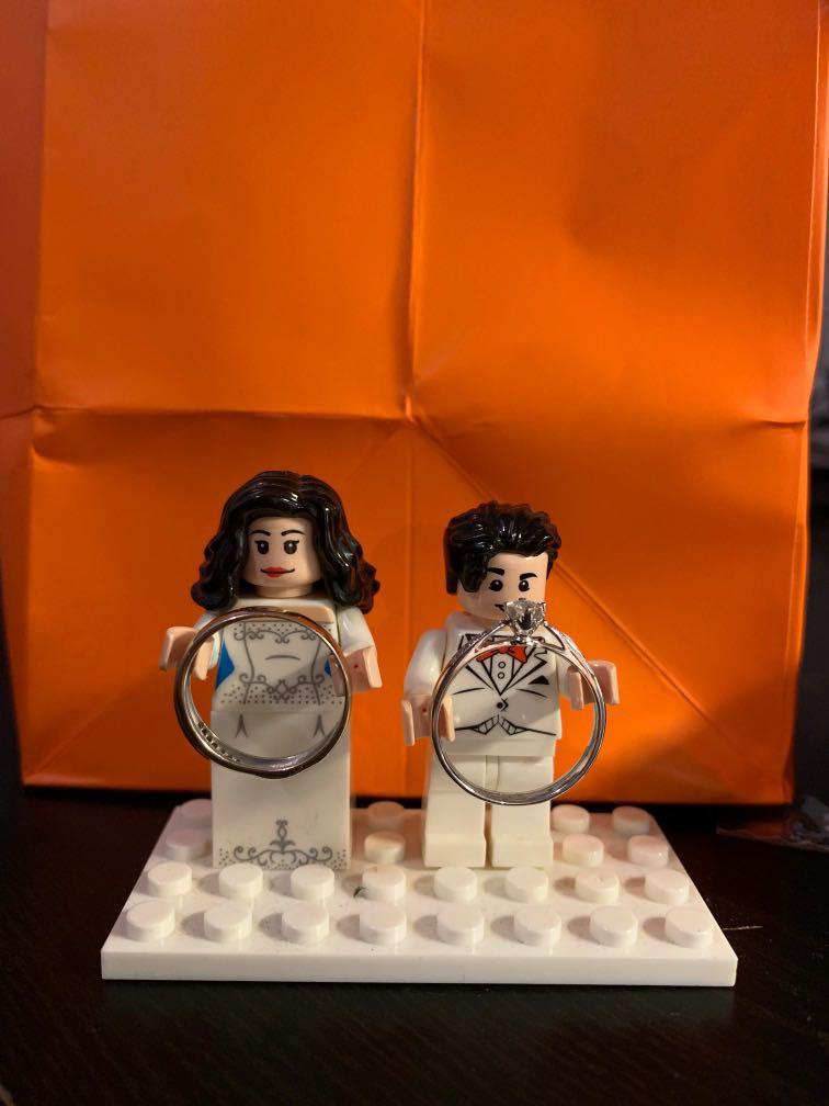 Lego best sale ring holder
