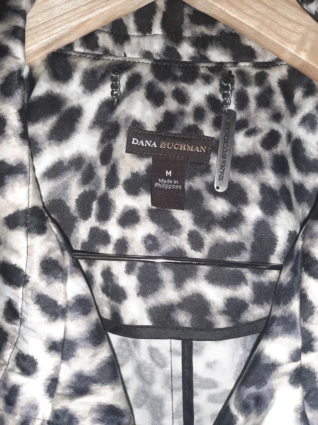 animal leopard print jacket / coat (Category: Coats, Jackets and Outerwear) located in Quezon City. Submitted by cncarousel (Listing ID 277055781, Image 2). Description: used once for a trip.