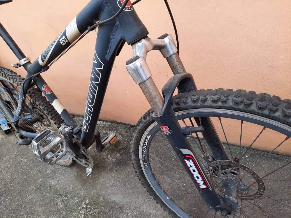 Bicicleta sales schwinn frontier