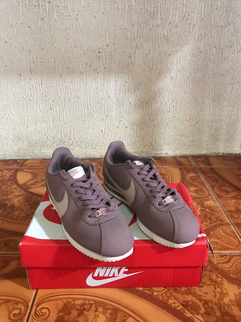 smokey mauve nike cortez