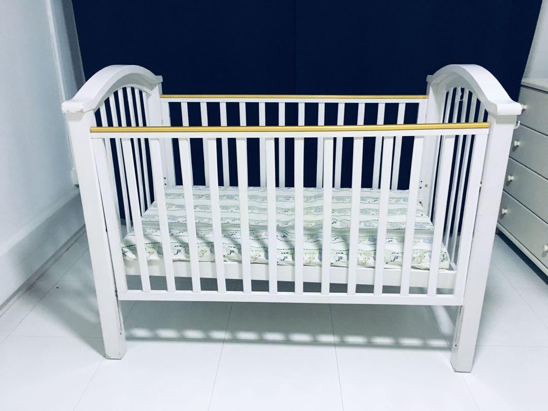 preloved baby cot