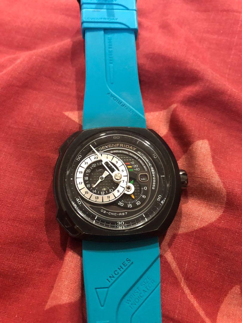 Sevenfriday q3 hot sale