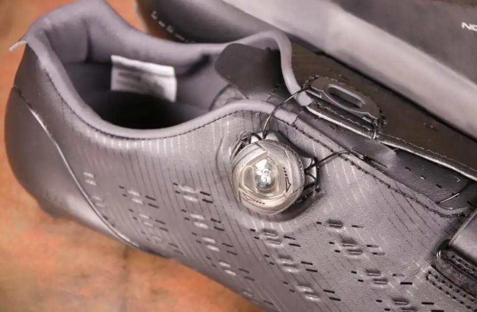 Shimano rp9 sales carbon road shoes