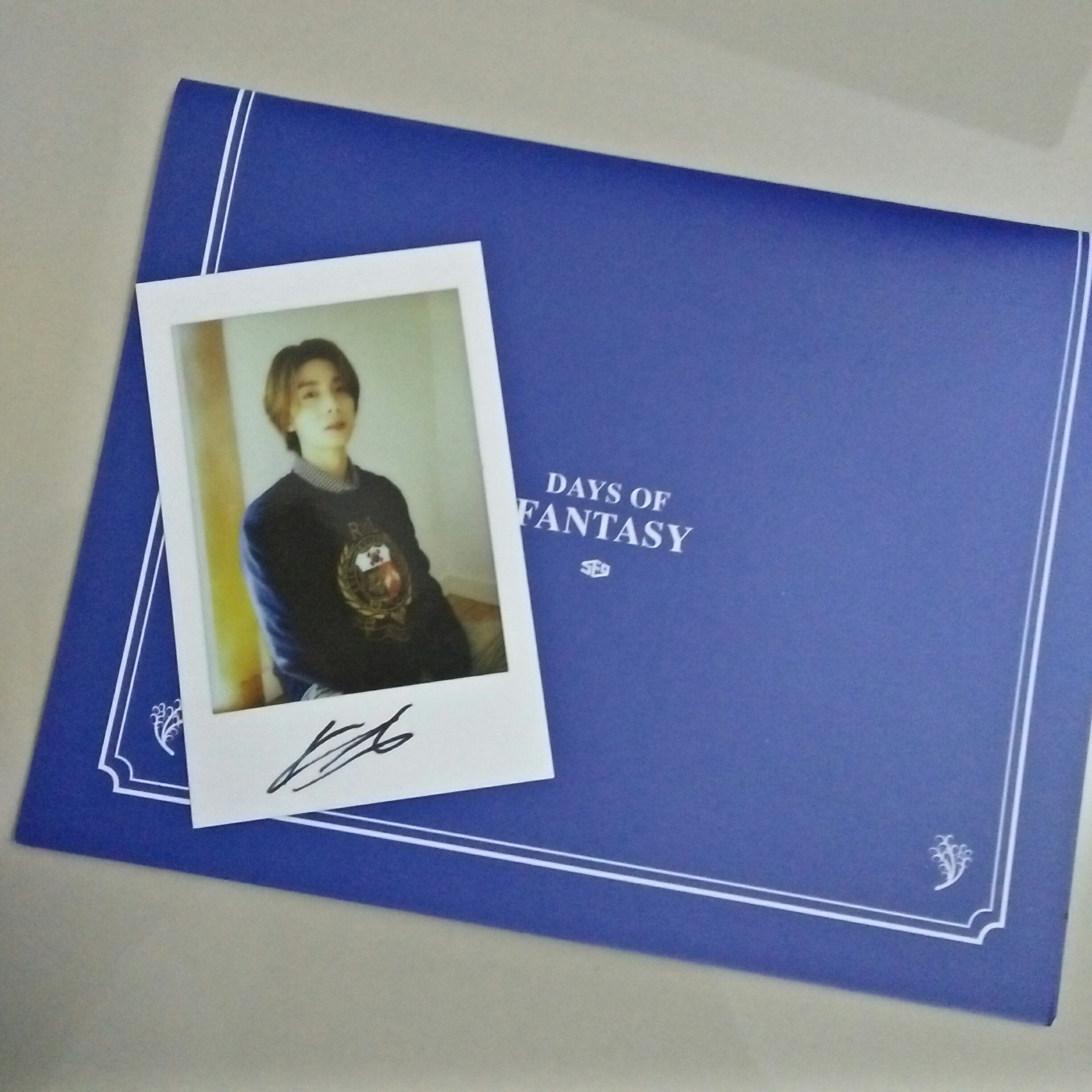 Signed Hwiyoung Polaroid Sf9 Season Greetings 2020 K Wave On Carousell | see more about sf9, hwiyoung and kim youngkyun. signed hwiyoung polaroid sf9 season greetings 2020