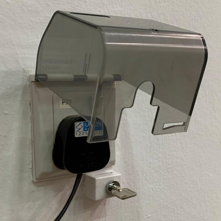 Electrical Single Plug Socket Safety Cover with lock, Babies & Kids