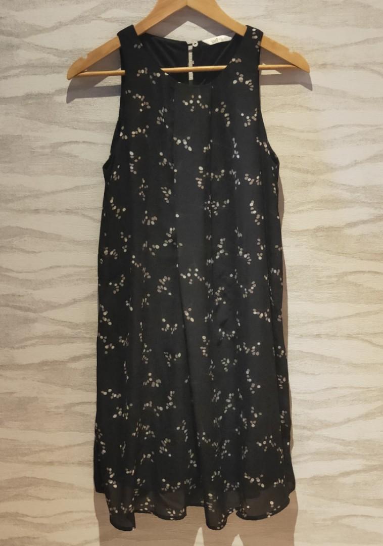 Spring Maternity Nursing Dress Clarabelle Dress Sprigs Black