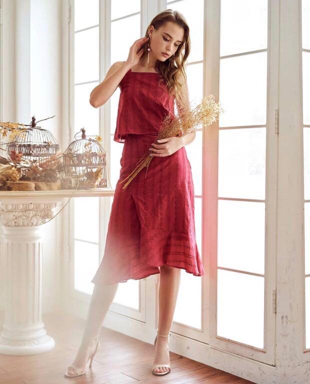TCL redc coral pink eyelet midi skirt Women s Fashion Bottoms