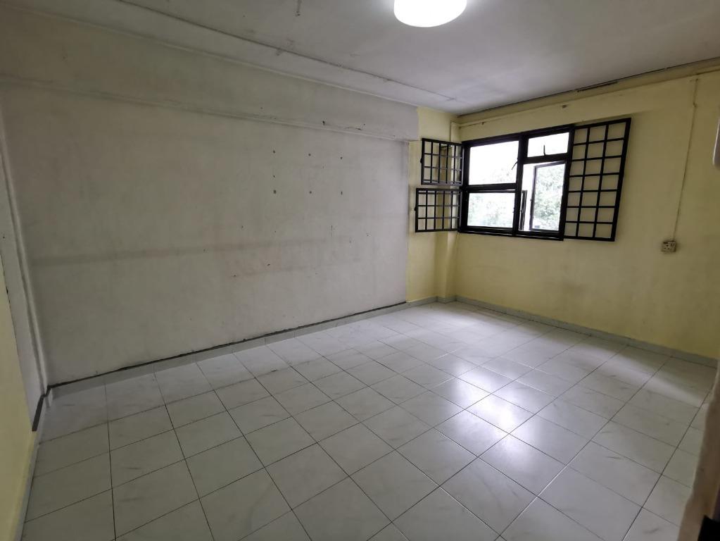 7 Mins Walk to Boon Keng MRT! Spacious & Corner Unit! Additional