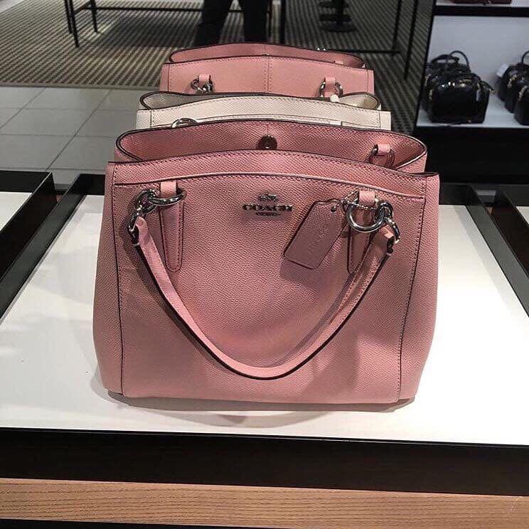 Authentic coach minetta crossbody in crossgrain leather