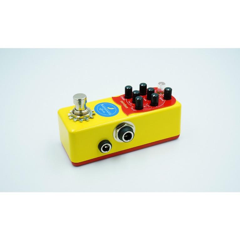 Bananana Effects Matryoshka Bass Synth, Hobbies & Toys, Music & Media