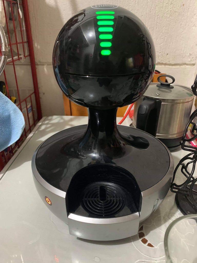 Coffee Maker (Category: Coffee & Tea Tableware) located in Angono. Submitted by katzreena (Listing ID 277267197, Image 1). Description: Used twice only. Bought last December 2019 for 11,000 pesos .