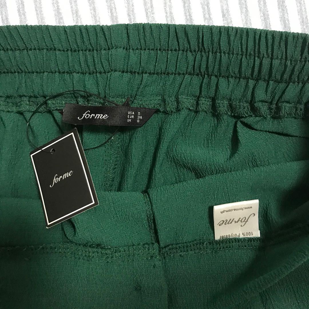 Forme High Waist Shorts (Category: Shorts) located in Cebu City. Submitted by helloreza (Listing ID 277238230, Image 3). Description: BRAND NEW! Item still with tag Original Item Price: P799.