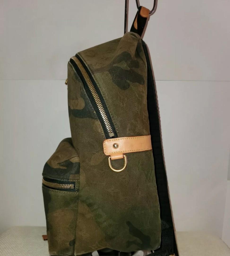 lv supreme camo backpack