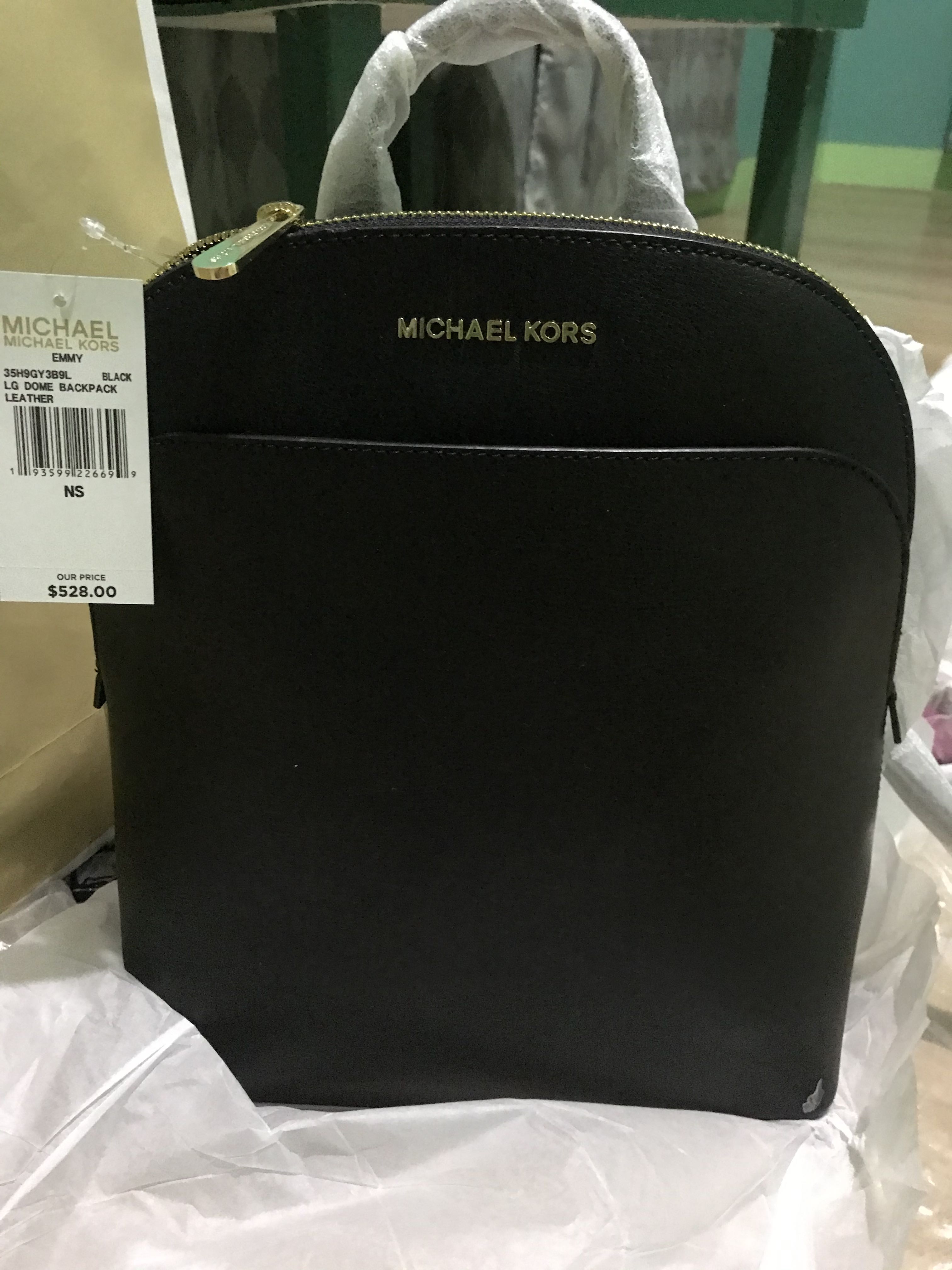 Repriced!!MK Emmy Large Dome Backpack in Leather, Women's Fashion, Bags &  Wallets, Backpacks on Carousell