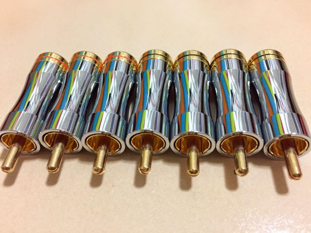 RCA plug (Category: Portable Audio Accessories) located in Singapore. Submitted by 28KV82 (Listing ID 277231739, Image 1). Description: Sell soldering RCA plug, 8pcs Standard size for CD player and Amplifier.