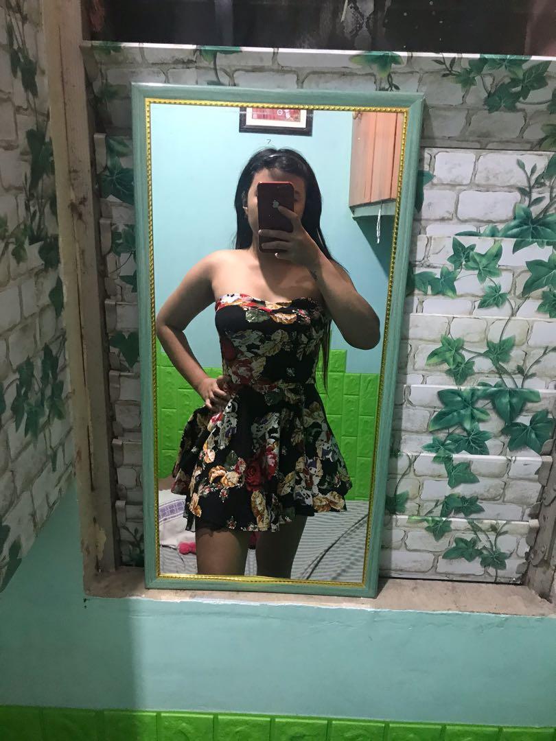 Sexy dress (Category: Dresses) located in Pasig City. Submitted by mayaayeah (Listing ID 277252089, Image 2). Description: Negotiable.