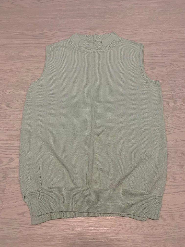 mint green vest top