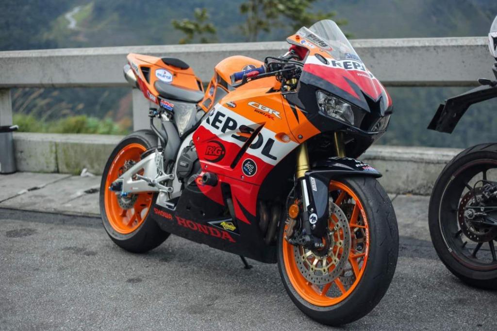 2014 honda cbr600rr import baru for sale Motorbikes on Carousell